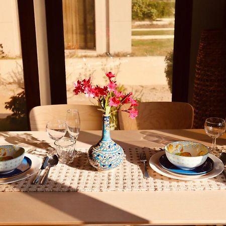 Casa Salalah, Cozy 2-Storey Townhouse In Hawana Salalah With Free Wi-Fi Екстериор снимка
